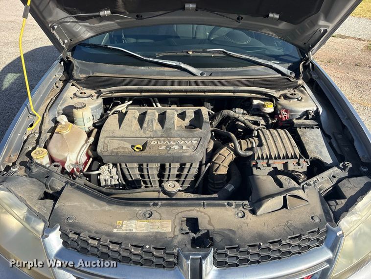 image for item ES8128 2013 Dodge Avenger Sedan