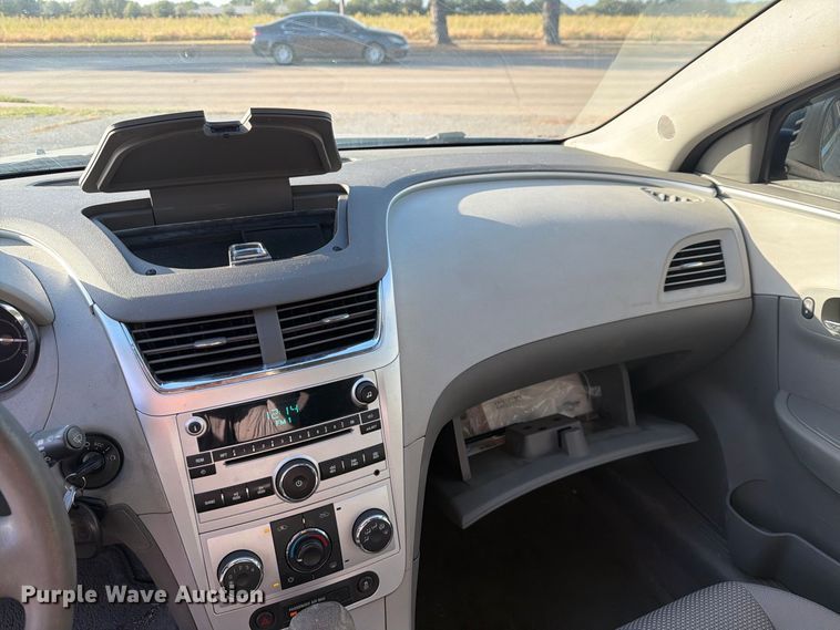 image for item ES8129 2012 Chevrolet Malibu 
