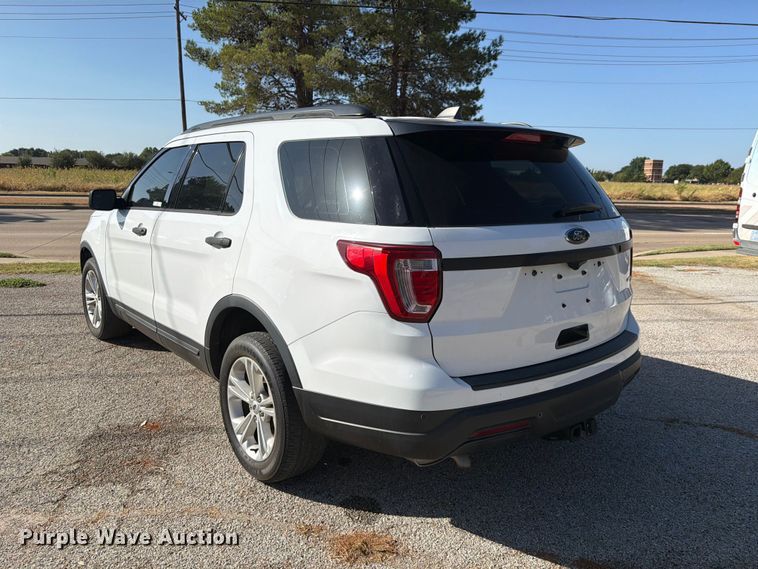 image for item ES8130 2019 Ford Explorer Police SUV