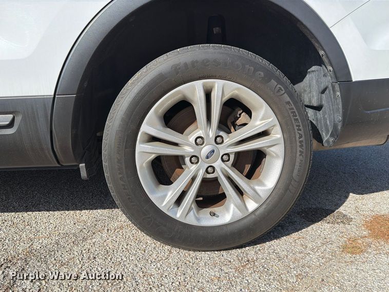 image for item ES8130 2019 Ford Explorer Police SUV