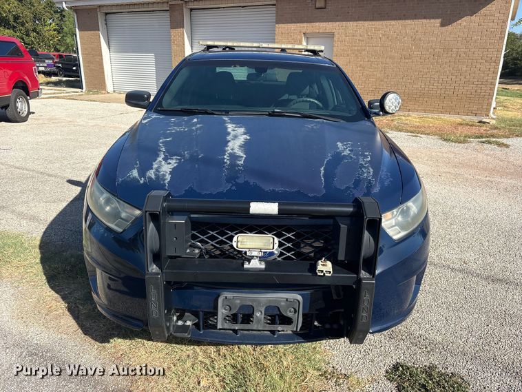 image for item ES8131 2015 Ford Taurus Police Interceptor Police vehicle