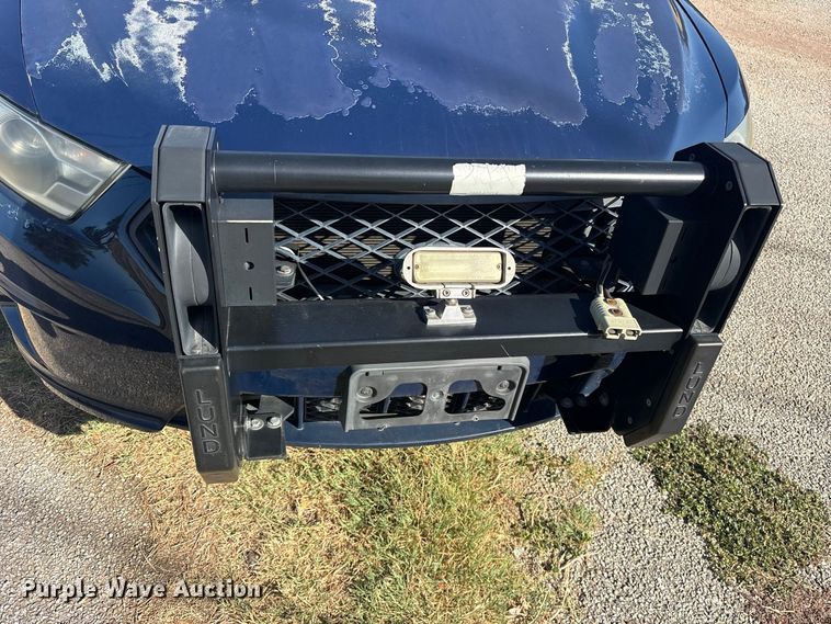 image for item ES8131 2015 Ford Taurus Police Interceptor Police vehicle