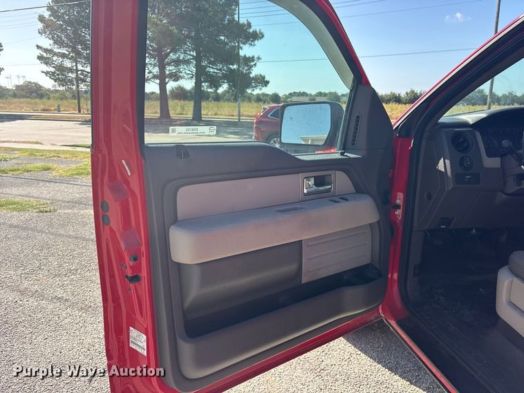 image for item ES8133 2010 Ford F150 pickup truck