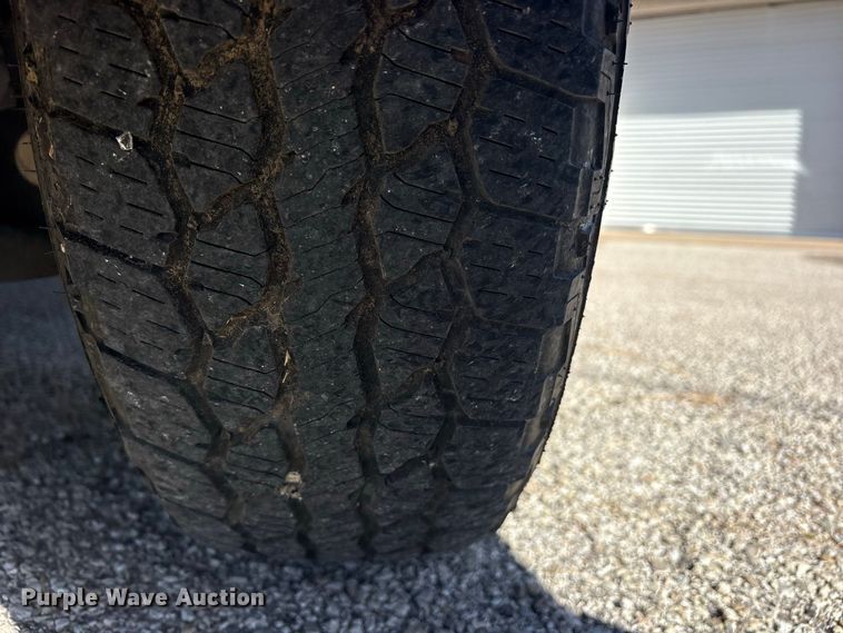 image for item ES8133 2010 Ford F150 pickup truck