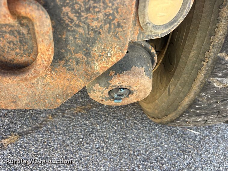 image for item ES8134 2012 International 7400 dump truck