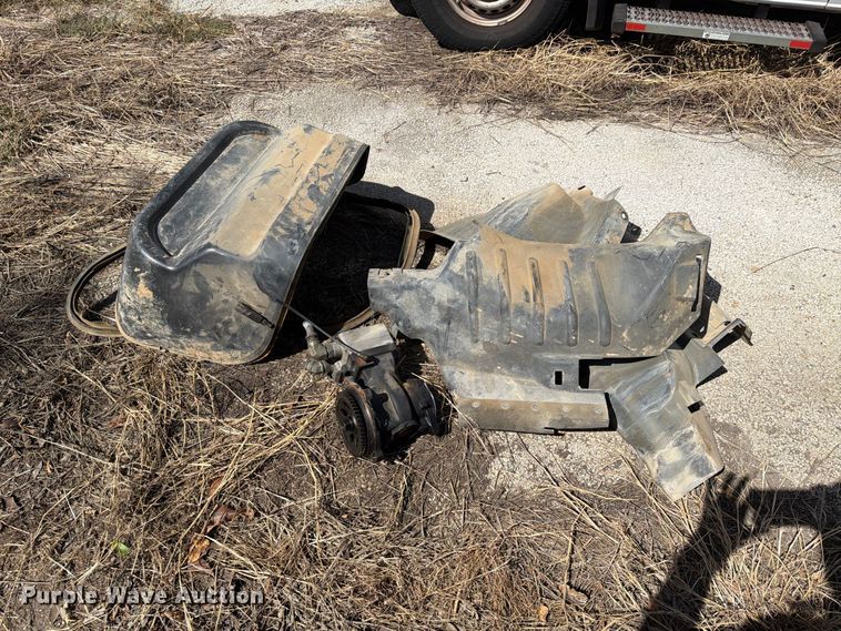image for item ES8135 2007 Chevrolet C8500 dump truck