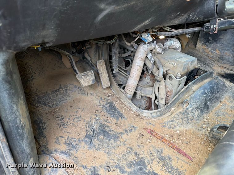 image for item ES8135 2007 Chevrolet C8500 dump truck
