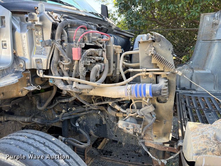image for item ES8135 2007 Chevrolet C8500 dump truck