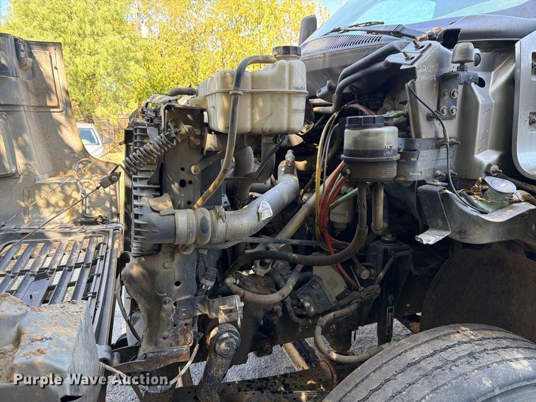 image for item ES8135 2007 Chevrolet C8500 dump truck