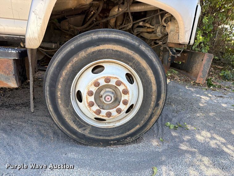 image for item ES8135 2007 Chevrolet C8500 dump truck