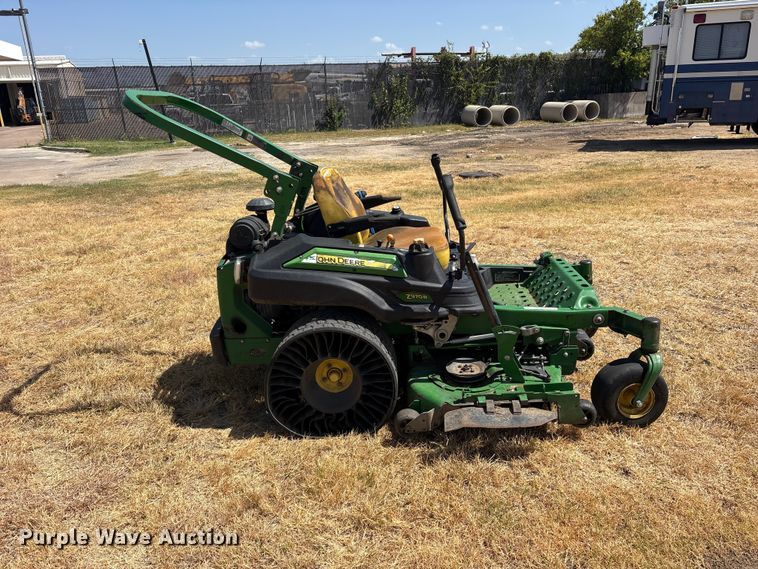 image for item ES8136 2018 John Deere Z970R lawn mower