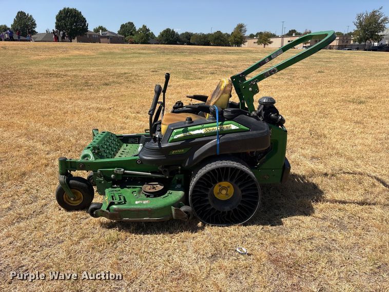 image for item ES8136 2018 John Deere Z970R lawn mower