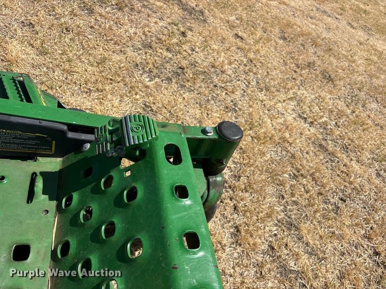 image for item ES8136 2018 John Deere Z970R lawn mower