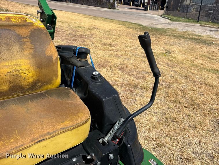 image for item ES8136 2018 John Deere Z970R lawn mower