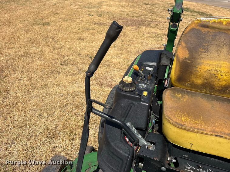 image for item ES8136 2018 John Deere Z970R lawn mower