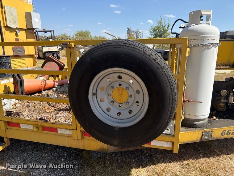 image for item ES8139 melter applicator