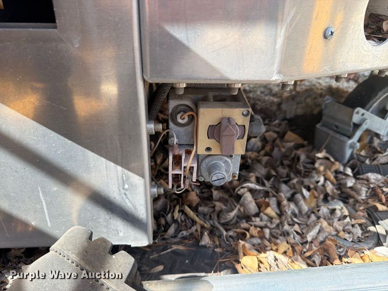 image for item ES8139 melter applicator