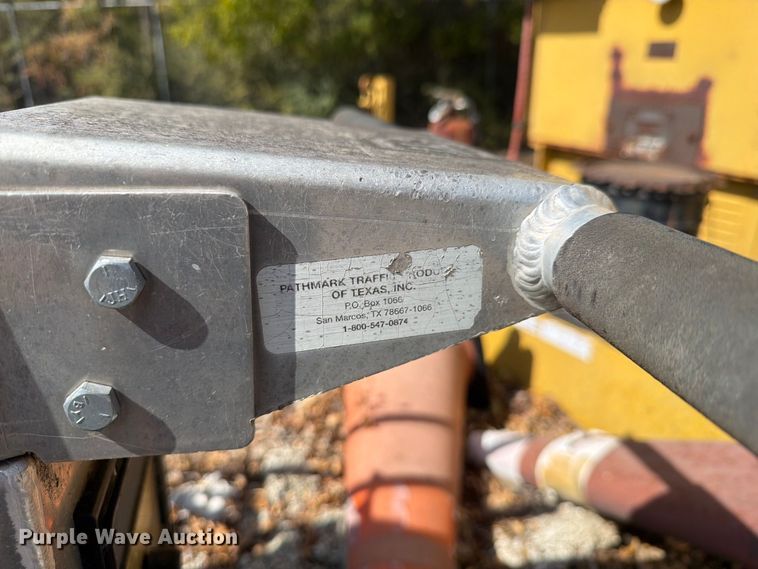 image for item ES8139 melter applicator