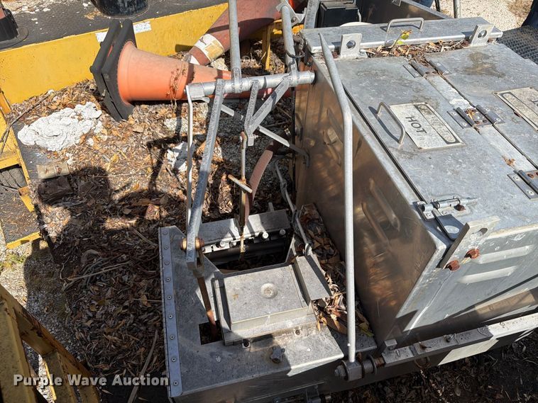image for item ES8139 melter applicator