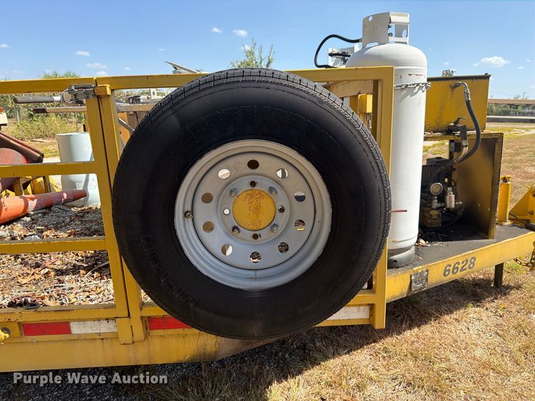image for item ES8139 melter applicator