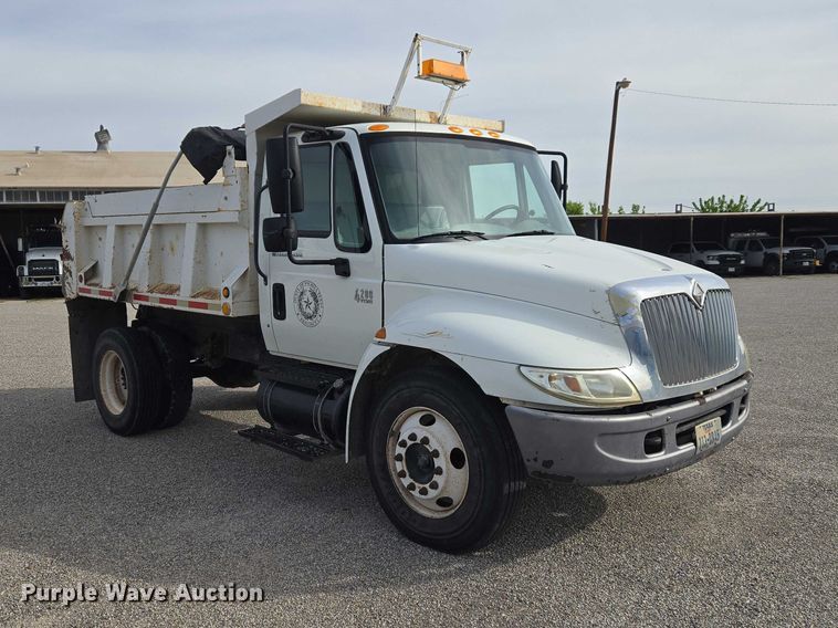 image for item ET5185 2007 International MA015 dump truck