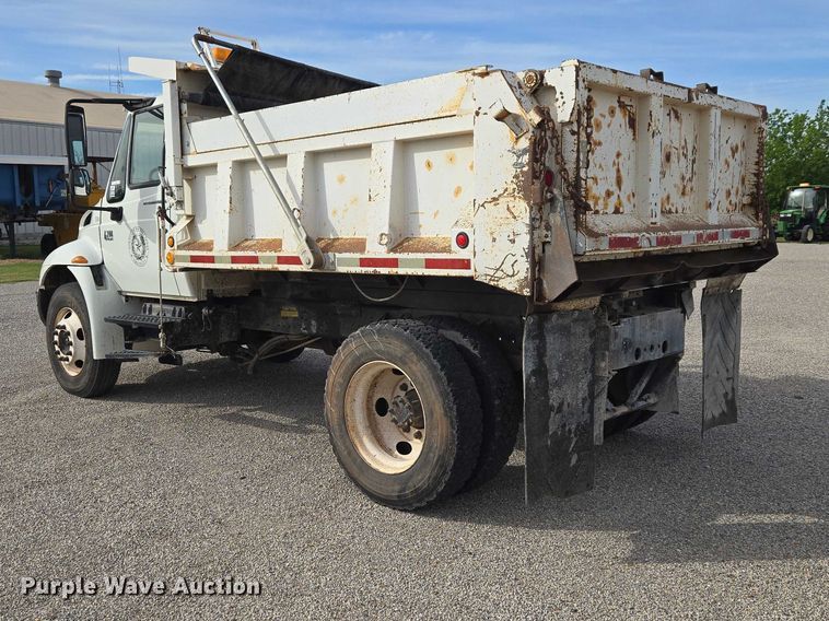 image for item ET5185 2007 International MA015 dump truck