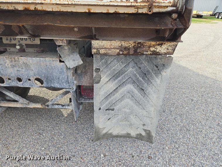 image for item ET5185 2007 International MA015 dump truck