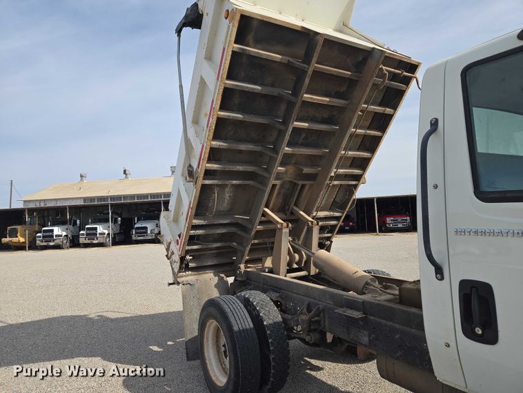 image for item ET5185 2007 International MA015 dump truck