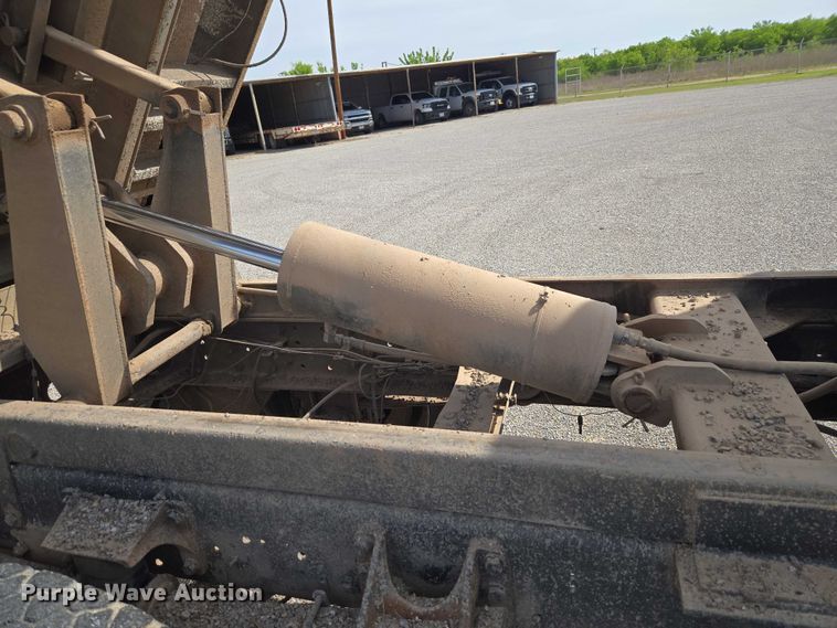 image for item ET5185 2007 International MA015 dump truck