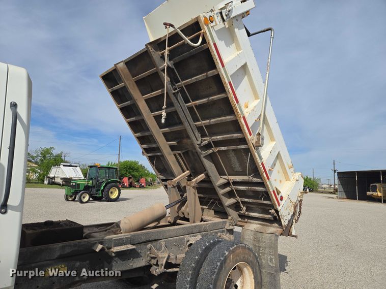 image for item ET5185 2007 International MA015 dump truck