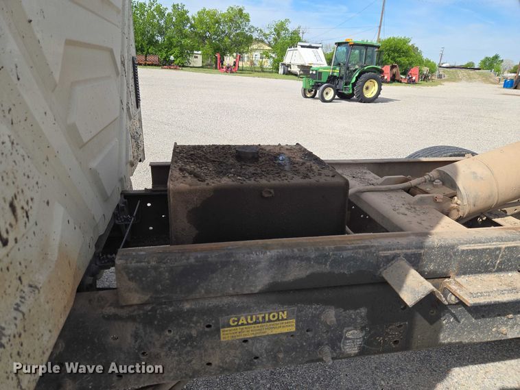image for item ET5185 2007 International MA015 dump truck