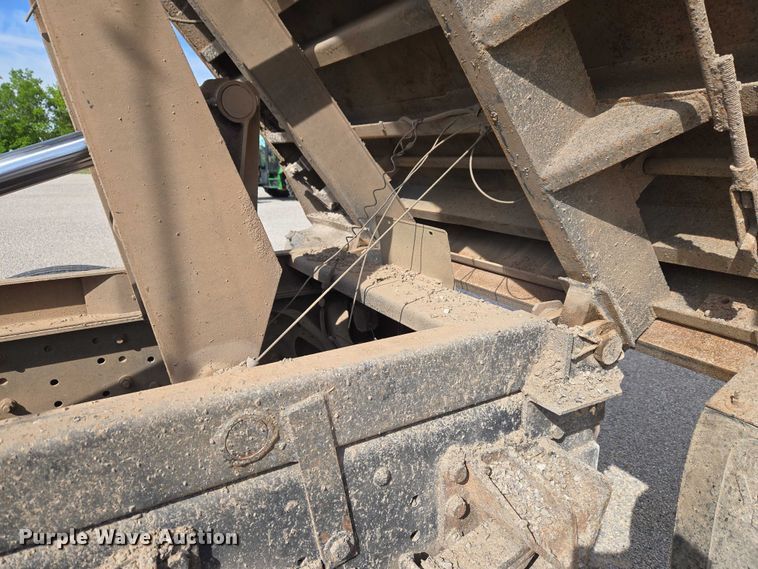 image for item ET5185 2007 International MA015 dump truck