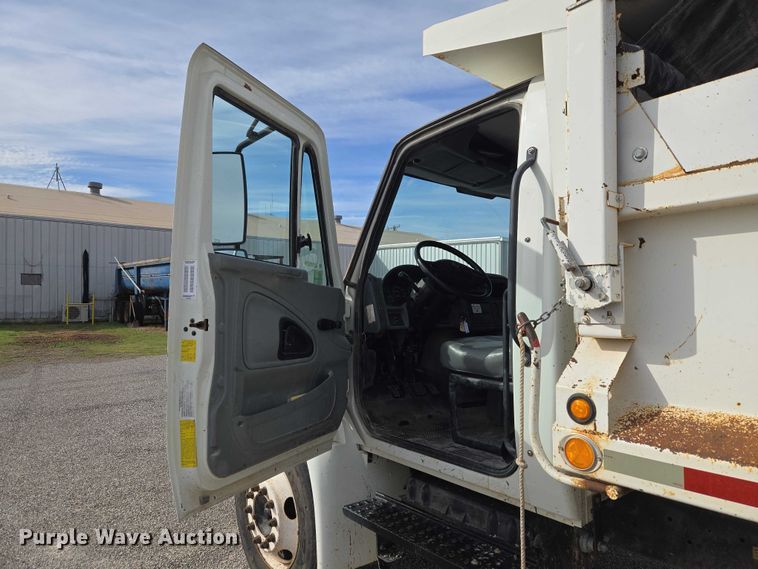 image for item ET5185 2007 International MA015 dump truck