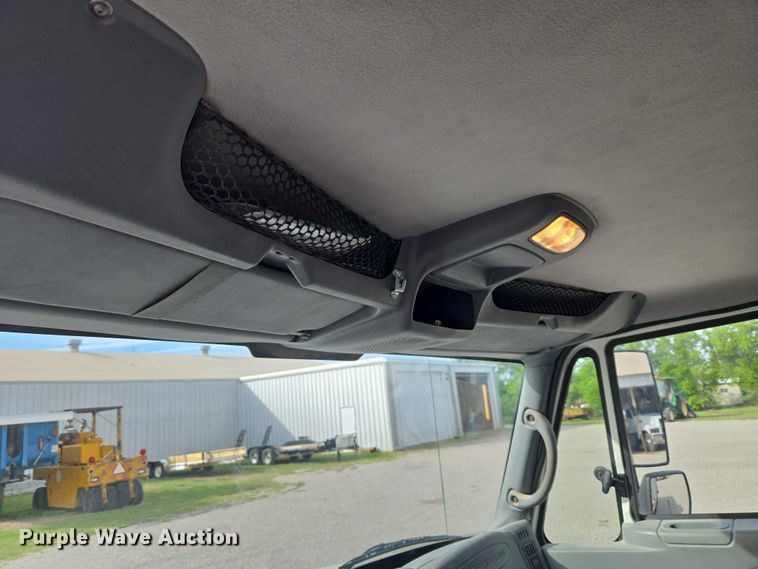 image for item ET5185 2007 International MA015 dump truck