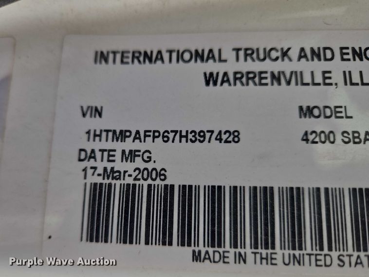 image for item ET5185 2007 International MA015 dump truck