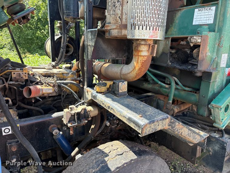 image for item ET6493 2002 Peterbilt refuse truck