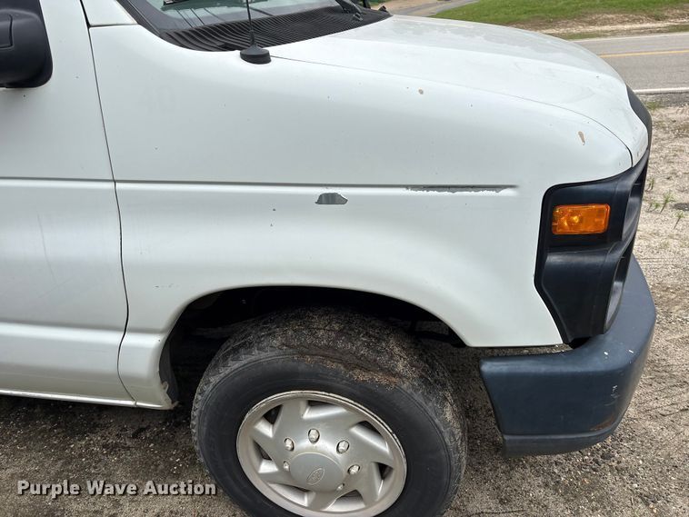 image for item EU0686 2009 Ford E350 