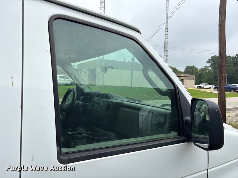 image for item EU0686 2009 Ford E350 