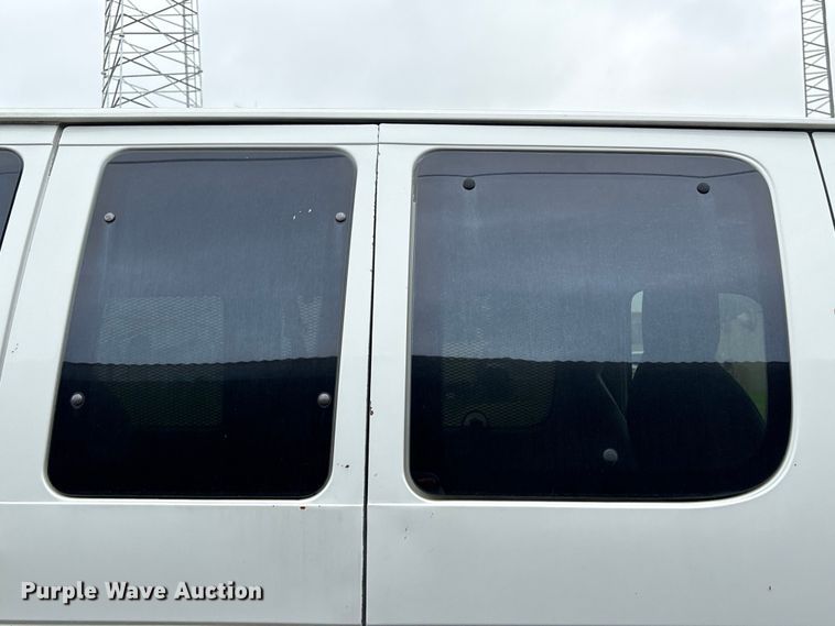 image for item EU0686 2009 Ford E350 