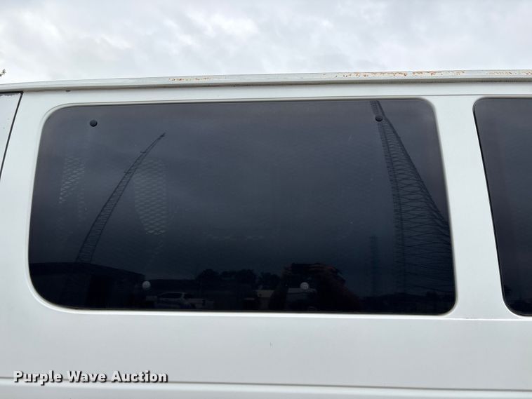 image for item EU0686 2009 Ford E350 