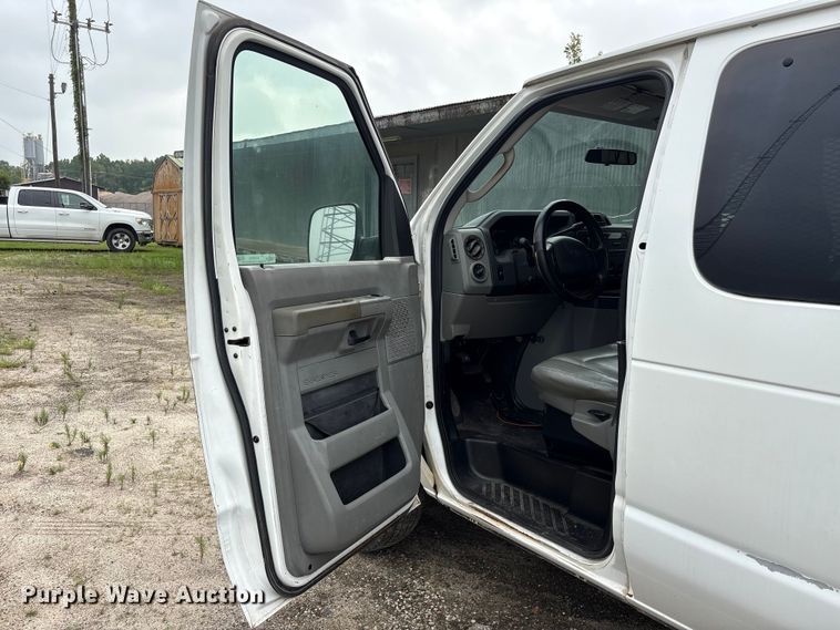 image for item EU0686 2009 Ford E350 