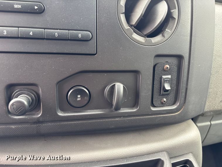 image for item EU0686 2009 Ford E350 
