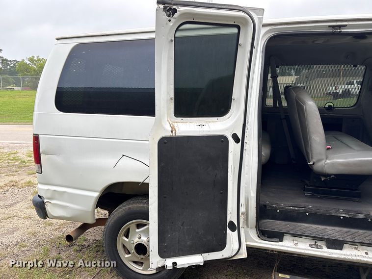 image for item EU0686 2009 Ford E350 