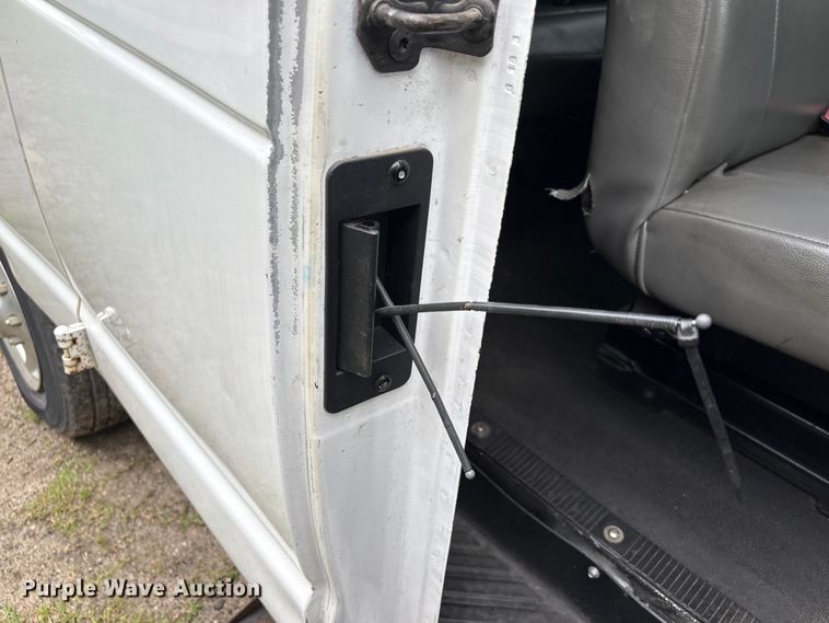 image for item EU0686 2009 Ford E350 