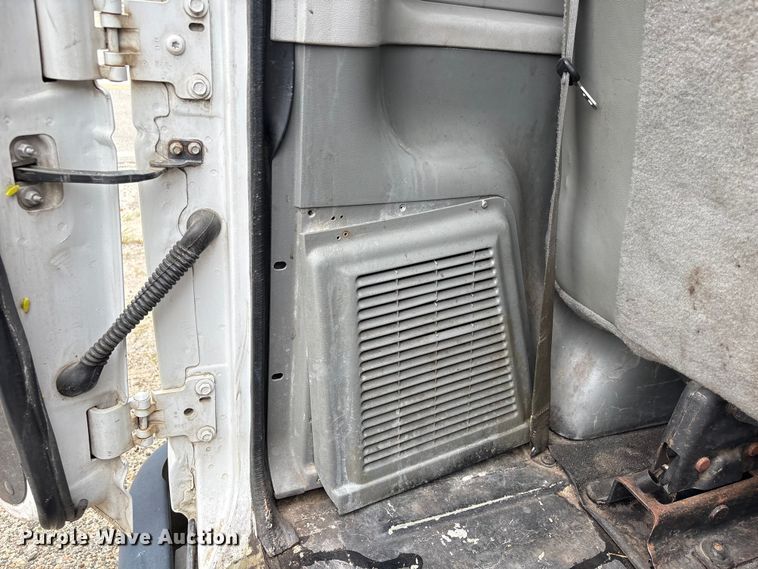 image for item EU0686 2009 Ford E350 