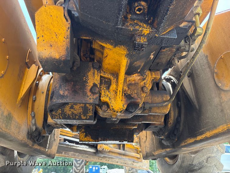 image for item EU0689 1992 John Deere 670B motor grader
