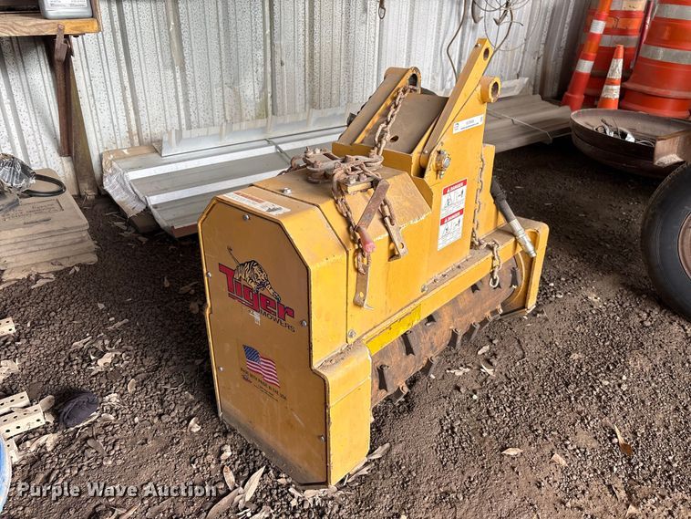 image for item EU0698 Tiger side boom mulcher