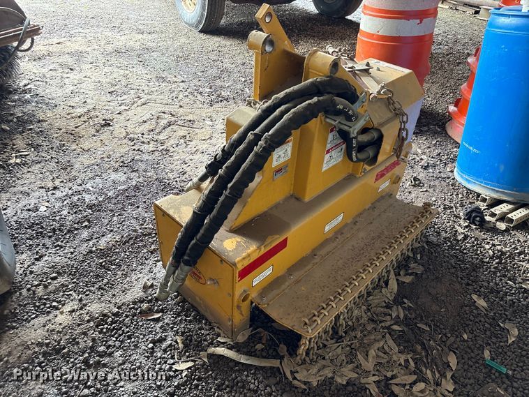 image for item EU0698 Tiger side boom mulcher