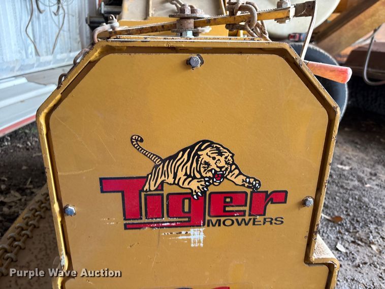image for item EU0698 Tiger side boom mulcher