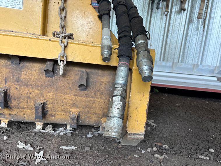 image for item EU0698 Tiger side boom mulcher